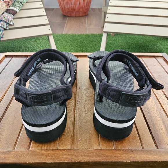 Teva Flatform Universal Sandal - Black - Picture 2 of 6